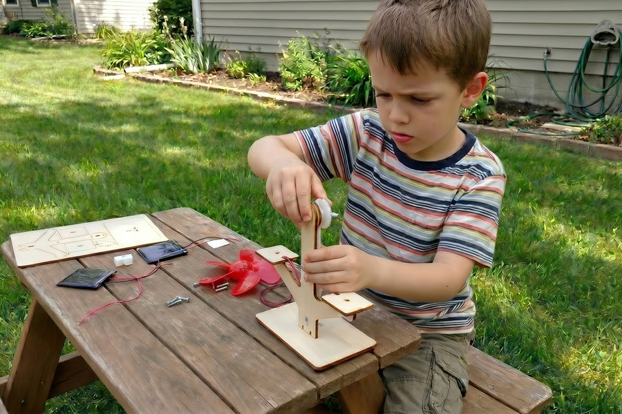 With DIY Science Toy